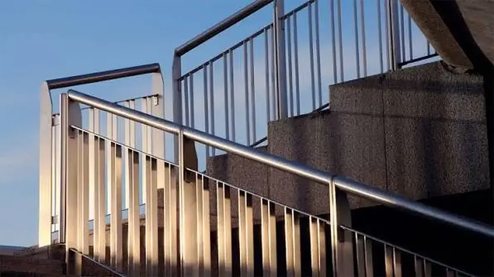 Railings & Balustrades